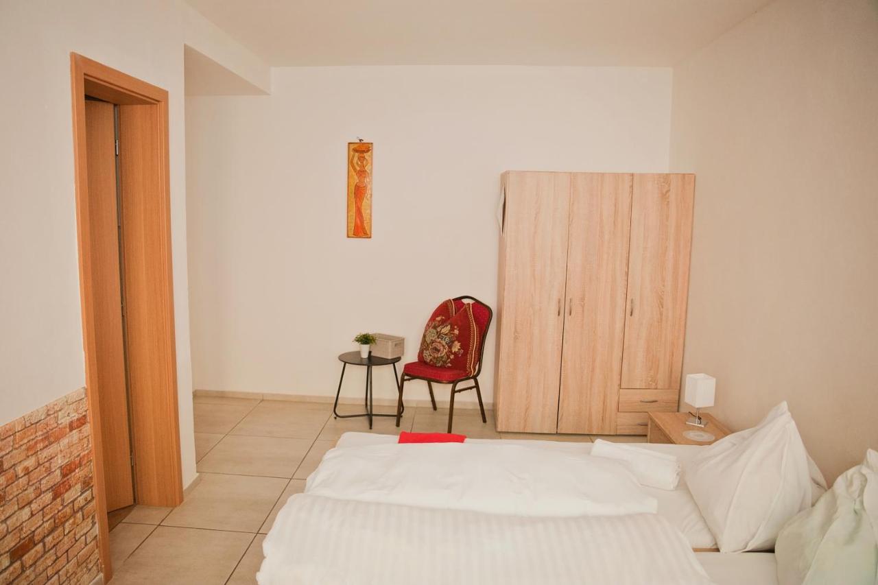 Villa Psenek Banka Dış mekan fotoğraf