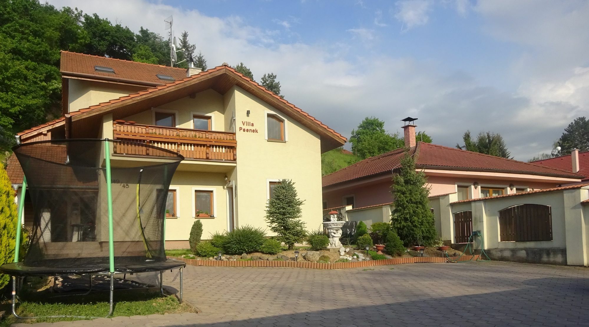 Villa Psenek Banka Dış mekan fotoğraf